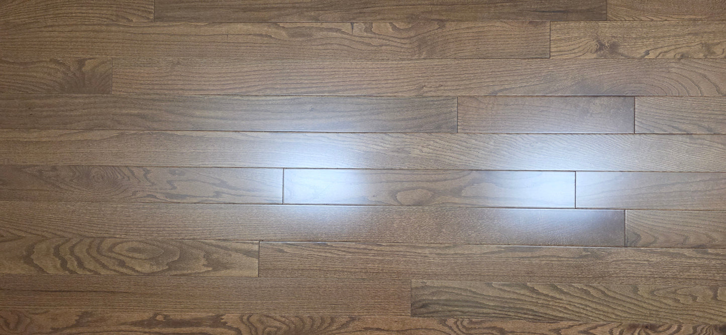 3 1/4" x 3/4" Red Oak Caramel Hardwood Flooring