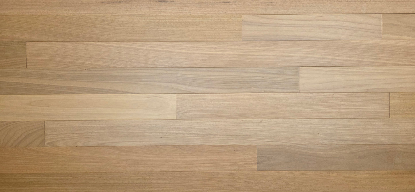 4" x 3/4" Solid Brazilian Oak Natural Hardwood Flooring wide format closeup