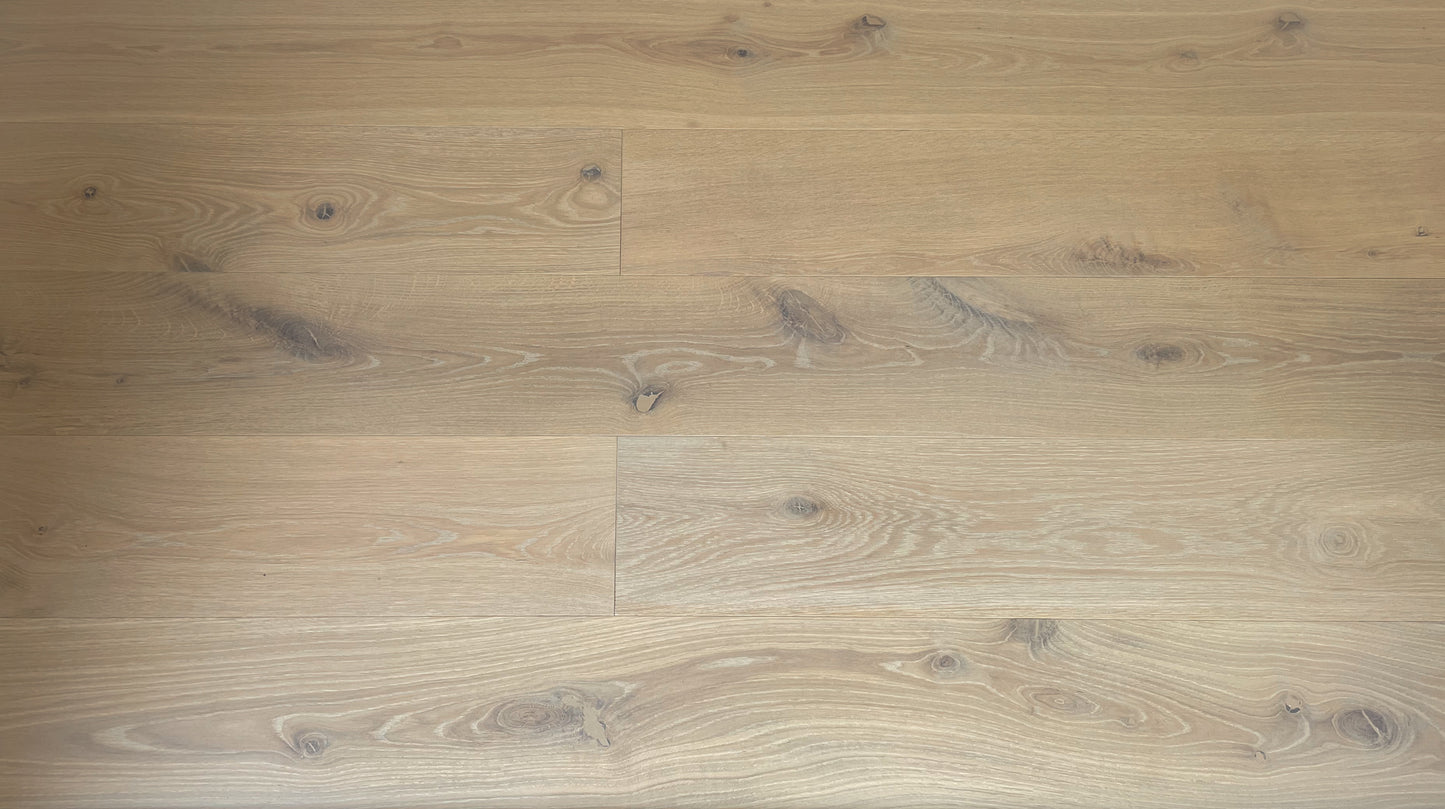 8.66" x 5/8" Engineered European Oak SoCo Stain Hardwood Flooring