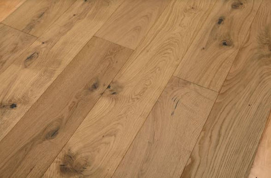 Discover the Benefits of Sandy Blonde Engineered Oak Flooring