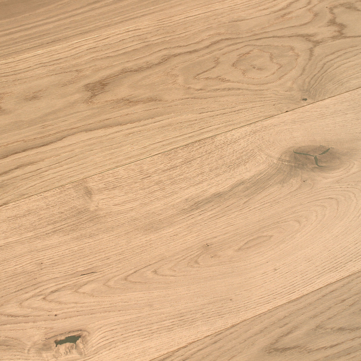 11 4/5" x 5/8" Engineered European Oak Delia Hardwood Flooring