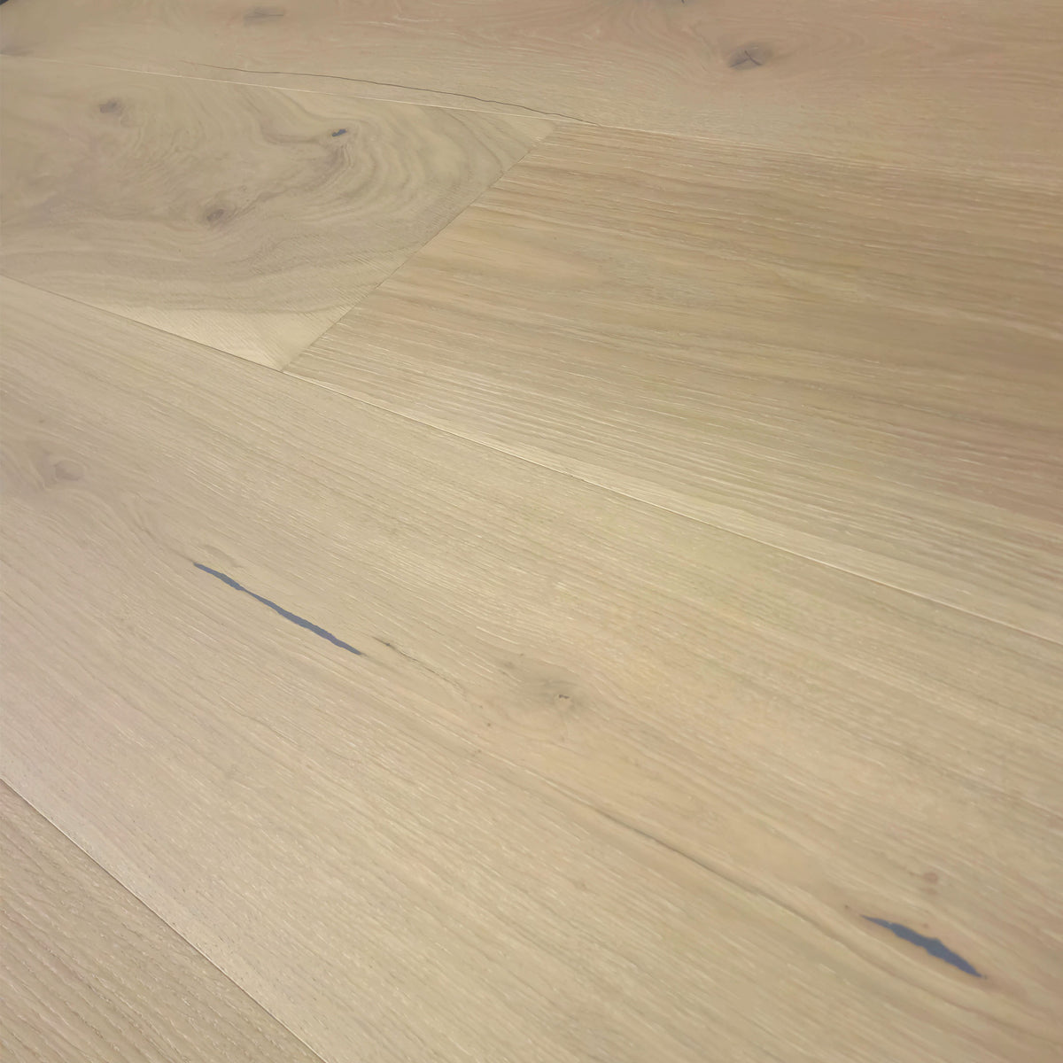 11 4/5" x 5/8" Engineered European Oak Sharona Hardwood Flooring
