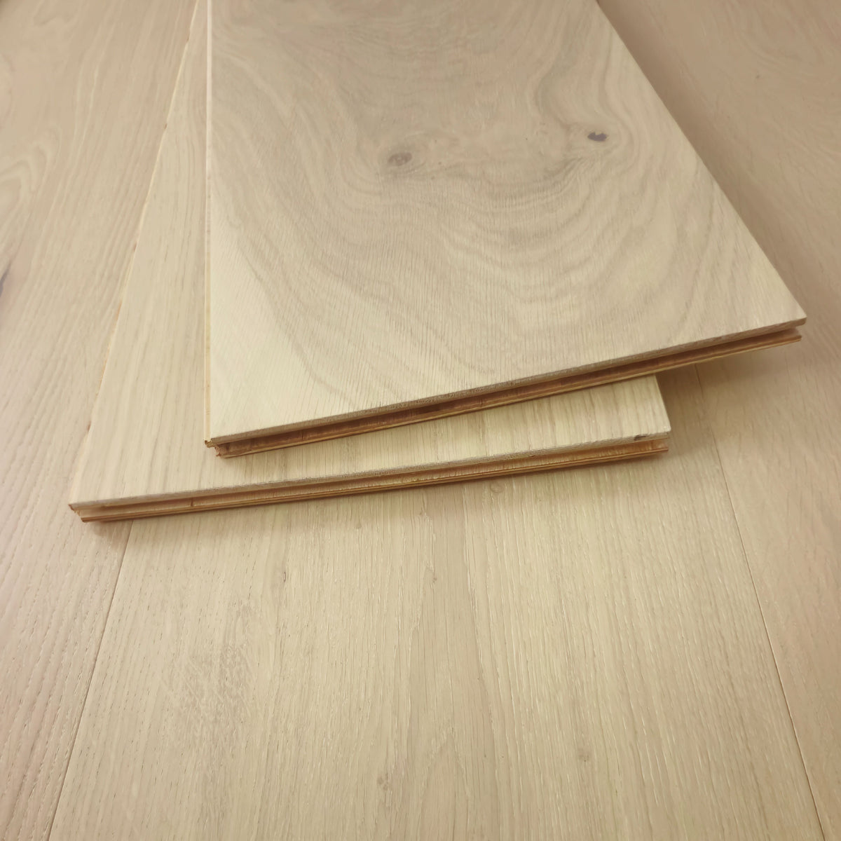 11 4/5" x 5/8" Engineered European Oak Sharona Hardwood Flooring