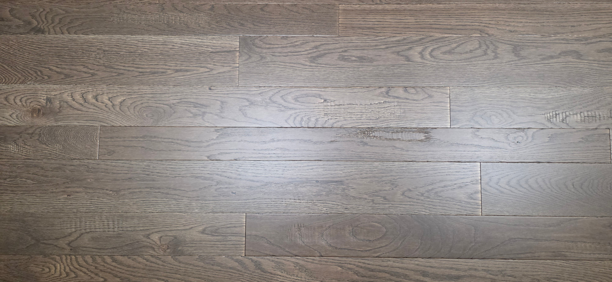 3 1/4", 4", 5" Mixed Width Engineered White Oak Transom Hardwood Flooring. Wide format close up. 