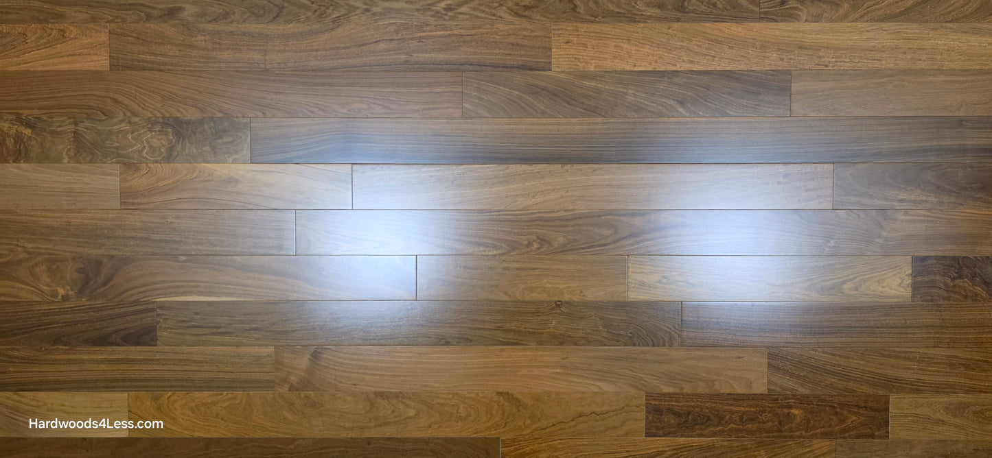 3 1/4" x 3/8" Engineered Brazilian Walnut (IPE) Natural Hardwood Flooring. Shown Close up.