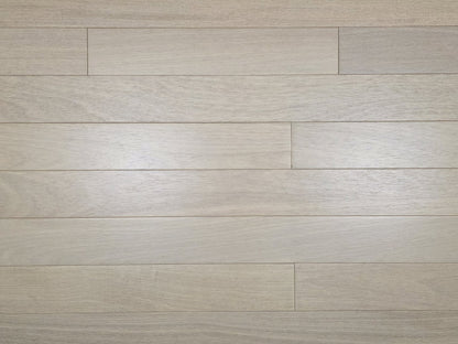4" x 3/4" Solid Brazilian Oak Nevoa Hardwood Flooring close up