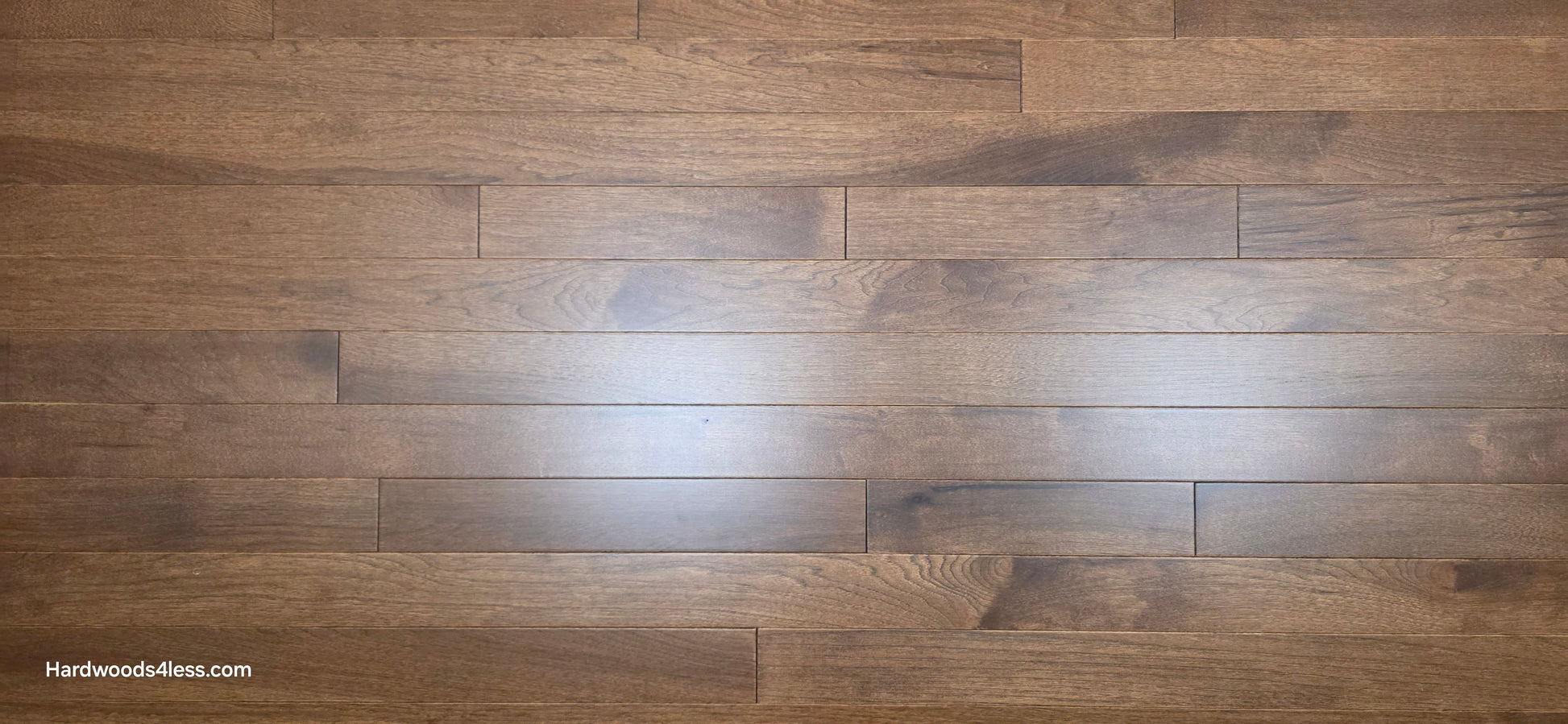 4" x 3/4" Solid Hickory Cortado Hardwood Flooring. Close up.