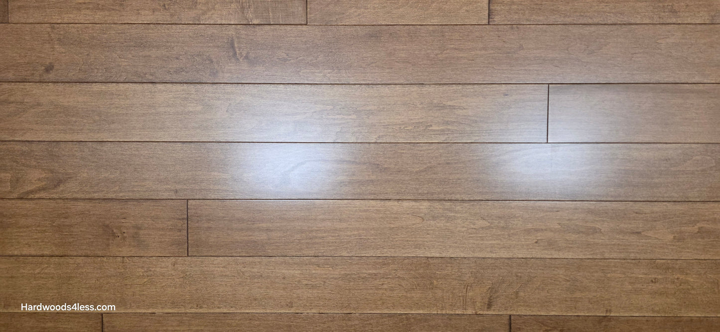 4" x 3/4" Solid Maple Hazelnut Hardwood Flooring. Close up. 