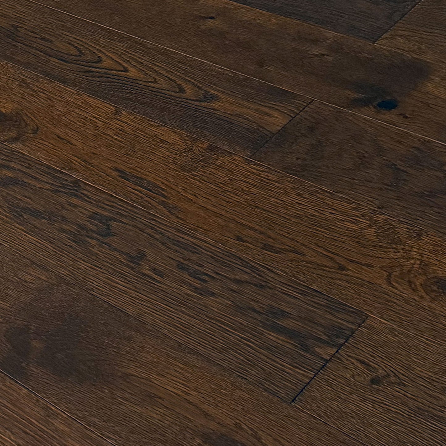 5" x 3/8" Engineered White Oak Shirley Close Up to Show Grain