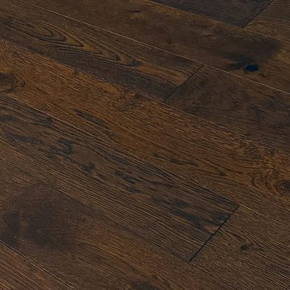 5" x 3/8" Engineered White Oak Shirley Close Up to Show Grain