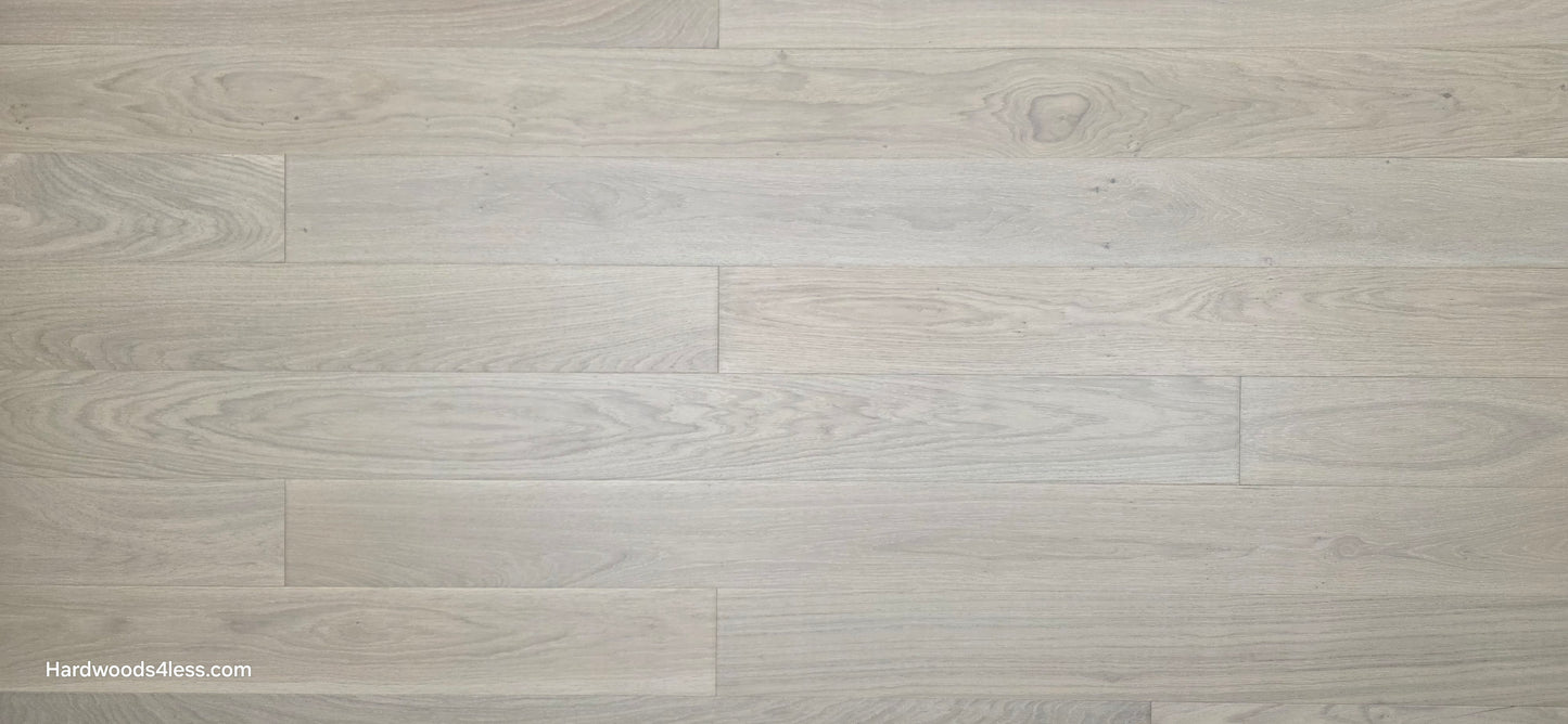 5" x 9/16" Engineered European Oak Vail Hardwood Flooring. Close up.
