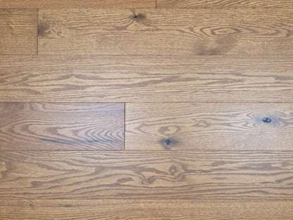 Engineered Red Oak Gunstock Hardwood Flooring Up close