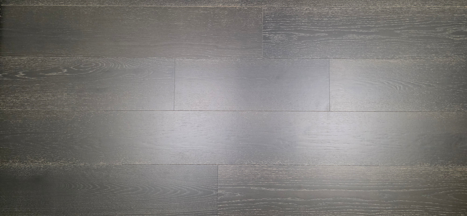 9 1/2" x 5/8" Engineered Red Oak Uriel Hardwood Flooring wide close up 