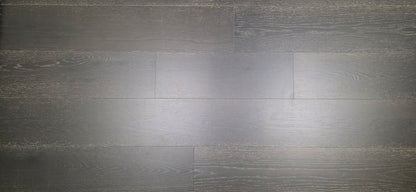 9 1/2" x 5/8" Engineered Red Oak Uriel Hardwood Flooring wide close up 