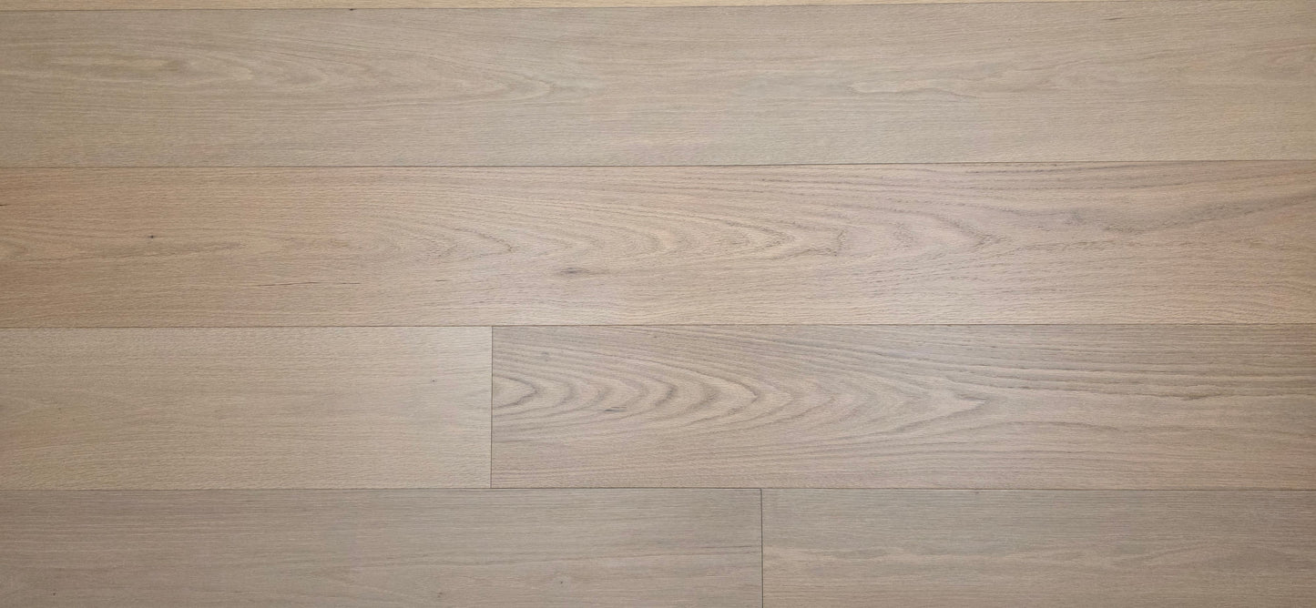 9 1/2" x 5/8" Engineered Red Oak Ophelia Hardwood Flooring wide close up