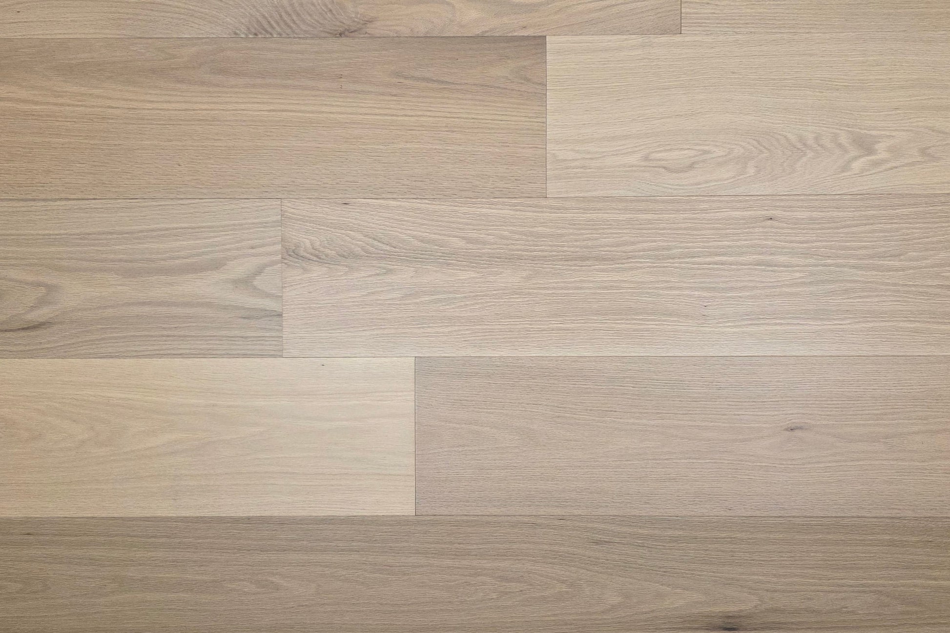 9 1/2" x 5/8" Engineered White Oak Sparrow Hardwood Flooring close up 