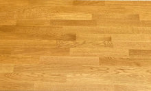 Load image into Gallery viewer, 7 1/5&quot; x 1/2&quot; 3 Strip Design Engineered Oak Amber &amp; Amber Stain Hardwood Flooring
