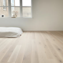 Load image into Gallery viewer, 7 1/2&quot; x 1/2&quot; Engineered Hickory Bandon Stain Hardwood Flooring
