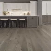 Load image into Gallery viewer, 7 1/2&quot; x 1/2&quot; Engineered Oak Concrete Stain Hardwood Flooring
