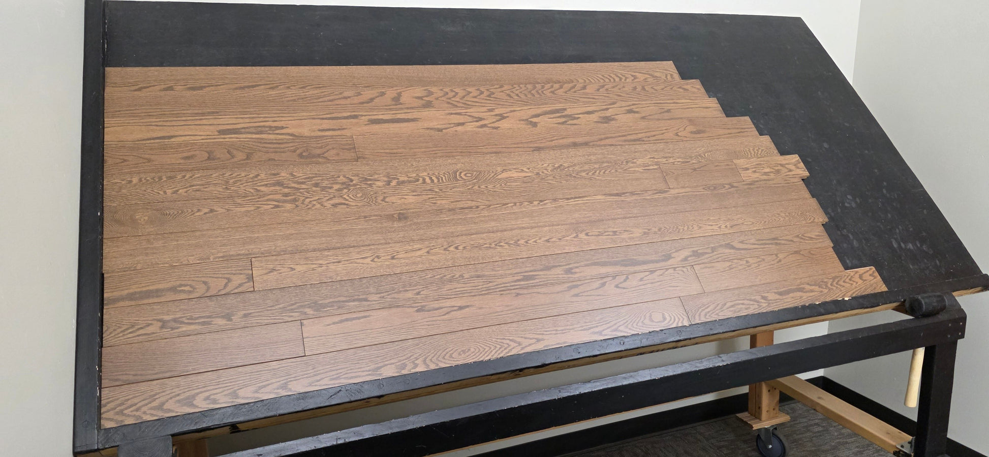 Solid Red Oak Skylight Hardwood Flooring