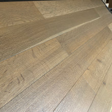Load image into Gallery viewer, 8&quot; x 3/4&quot; Engineered White Oak Burnished Bronze Hardwood Flooring

