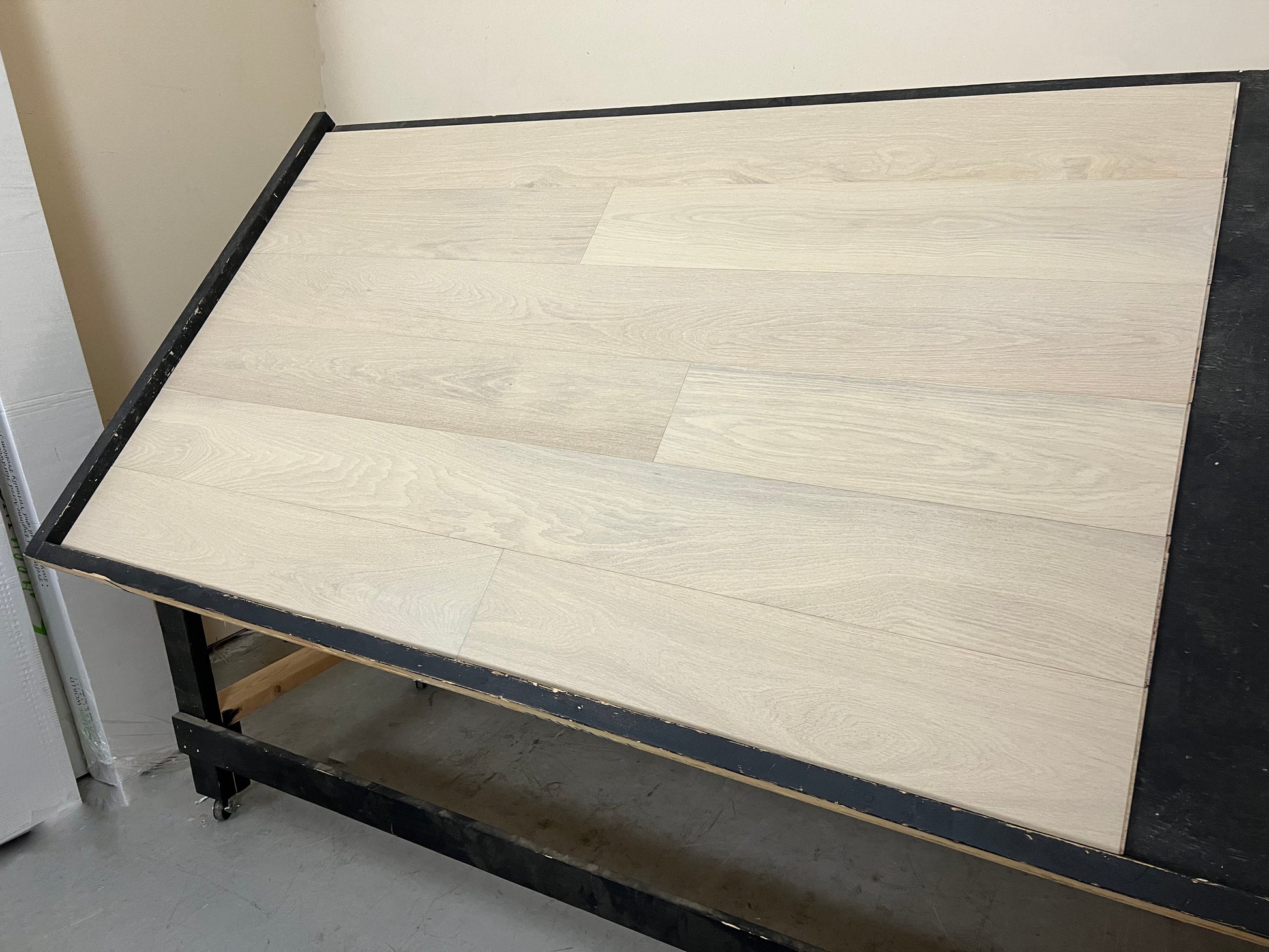7 1/2" x 3/8" Engineered White Oak Stella Hardwood Flooring