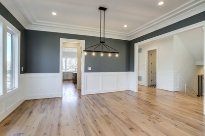 7" x 3/4" Unfinished Northern Oak Live Sawn Hardwood Flooring