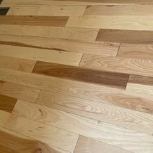 Load image into Gallery viewer, 3 1/4 x 3/4 Hickory Natural Stain Prefinished Hardwood Flooring
