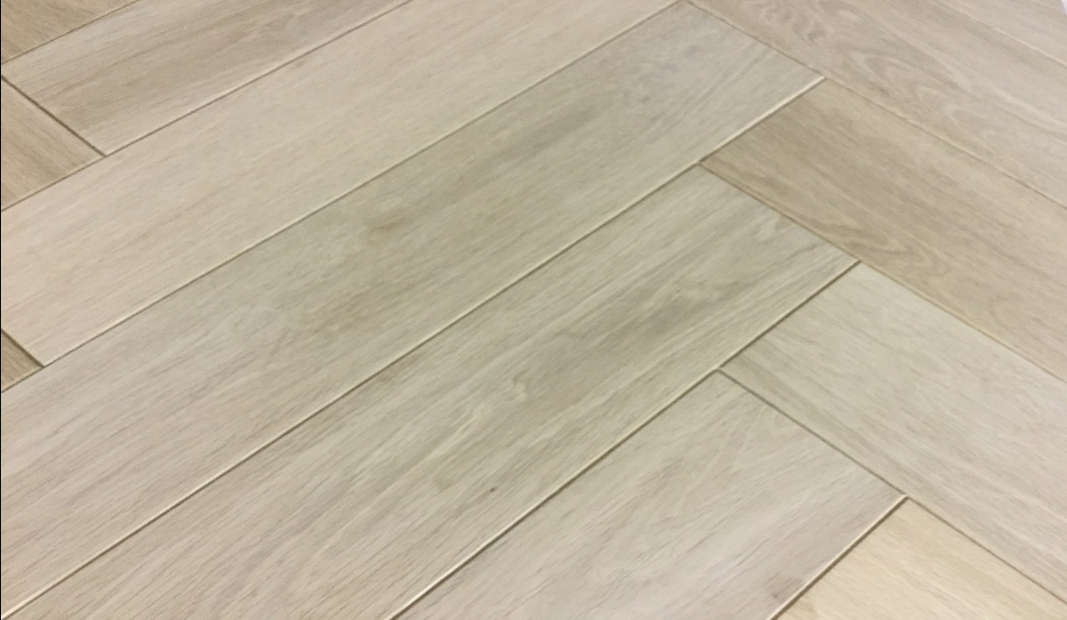 Solid White Oak Unfinished Herringbone Hardwood Flooring -- Multiple Sizes Available